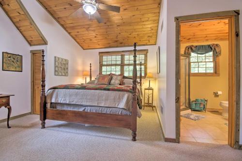 Couples Cabin - 5 Mi to DT Berkeley Springs! in Berkeley Springs, USA