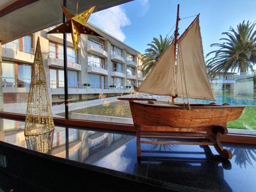 ทัศนียภาพ, Yachting Hotel Quintero in กิงเตโร