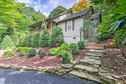 Stunning Beech Mountain Cabin with Porch and Hearth - image 9