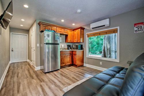 Waterfront Bungalow Studio on Rock Springs River! - image 6