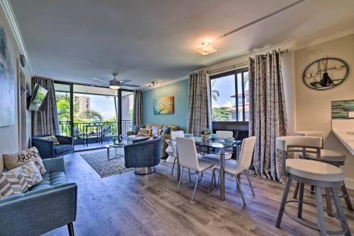 Chic West Maui Condo with Pool - Walk to Beach!