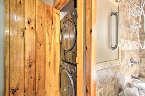 Pigeon Forge Log Home with Hot Tub Less Than 2 Miles to DTWN! - image 8