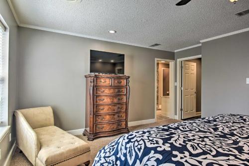 Lakefront Home with Private Dock in Hot Springs!