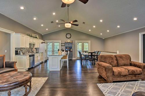 Hot Springs Home on Lake with Private Boat Dock! in Hot Springs, USA