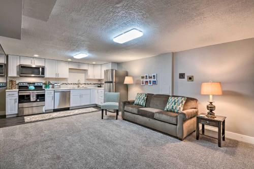 Modern Salt Lake City Apt - 20Mi to Snowbird!