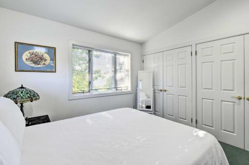 Algoma Lake Retreat with BBQ Grill Yard and Fire Pit! - main image