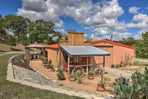 . Kerrville Studio - Mins to River and Wineries!