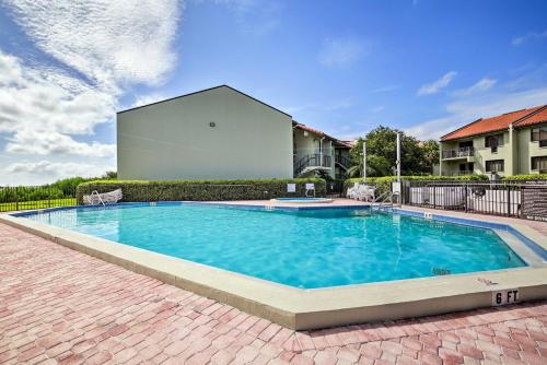Balcony & Pool: Gulfview Tierra Verde Escape! in Tierra Verde (FL)