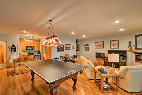 Andrews Cabin with Game Room and Covered Porch! in Andrews, USA