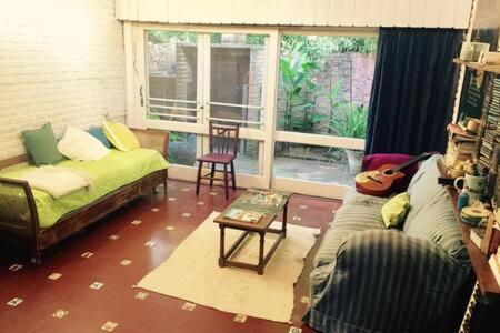 Létesítmények, Habitación en casa con gran jardín (Habitacion en casa con gran jardin) in Boulogne