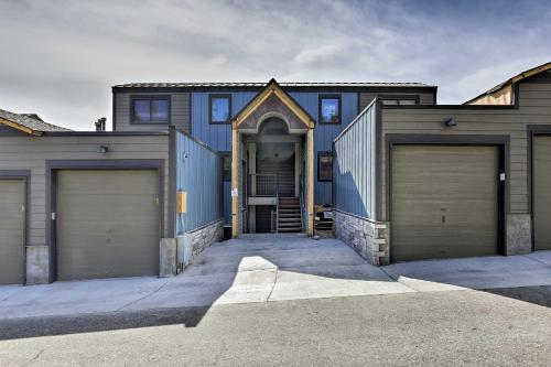 Ground-Floor Condo with Tenmile Views Less Than 10Mi to Copper - image 9
