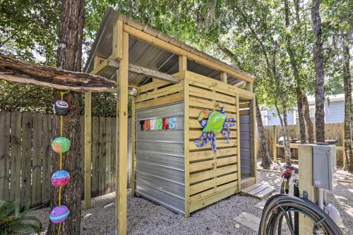 Home with Screened Patio Less Than 2Mi to Sea Hag Marina - image 2