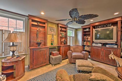 Unique and Historic Home Walk to Lake Champlain in Plattsburgh, USA