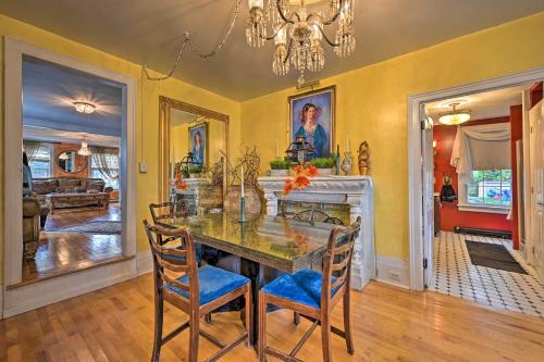 Unique and Historic Home Walk to Lake Champlain in 普拉茨堡