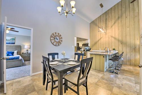 Renovated Montgomery Condo on Lake Boat and Fish! - image 8