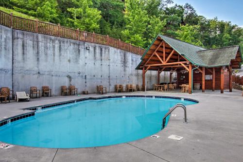 Spacious Pigeon Forge Resort Cabin with Hot Tub - image 7