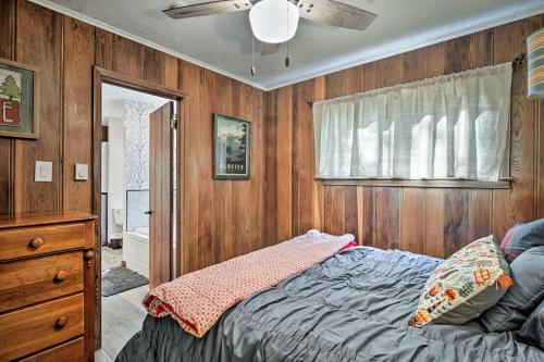 Dog-friendly Home near Crystal Mtn and Outdoor Rec! - image 8
