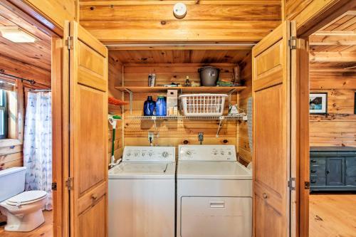 Upscale Cabin with Hot Tub - 4 Mi to Blue Ridge - image 5