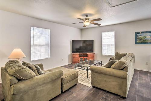 Home with Yard 1 Mi to Indian Rocks Beach and Golf