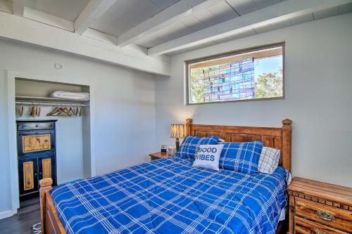 5Mi to NTL Park from Joshua Tree Home with Patio - image 5