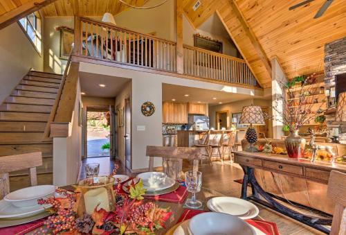 Franklin Cabin in Nantahala National Forest! in Franklin, USA