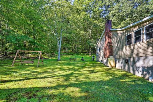 Beach Lake Cabin on Delaware River with Sunroom! - main image