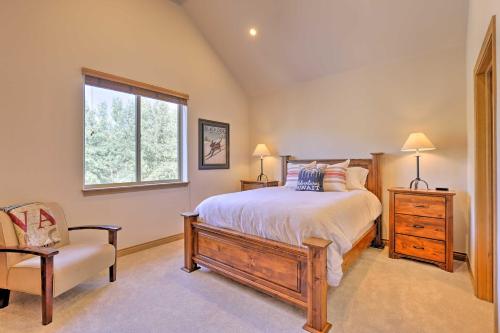 Chic Silverthorne Condo with Balcony on Blue River! - image 5
