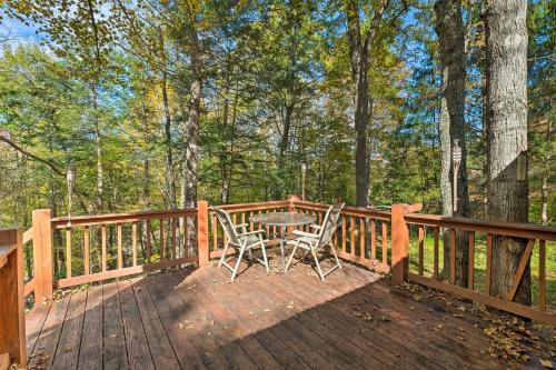 Catskill Mtn Home with Deck about 1 Miles to Zoom Flume!