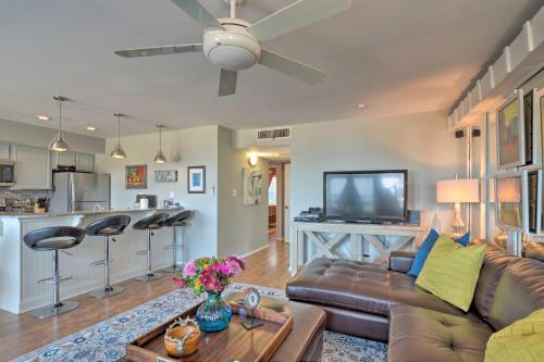 Waterfront Lake Travis Home with Pool Access! in Point Venture, USA