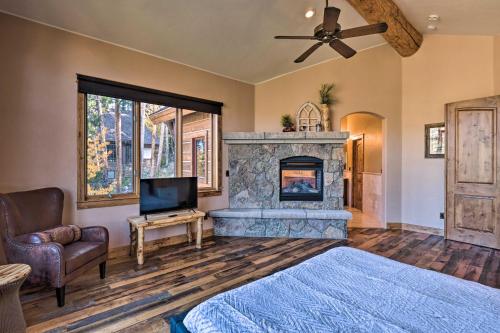 Hilltop Breck Home Hot Tub Views and Walk to Town - main image