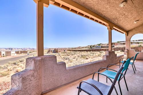 . Pet-Friendly Adobe about 3 Miles to Lake Powell!