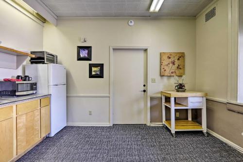 Downtown Mount Vernon Apt - 20 Mi to Vineyard - image 4