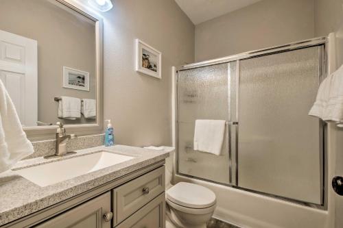 Walk-In Condo with Pool 9 Mi to Table Rock Lake! - image 2