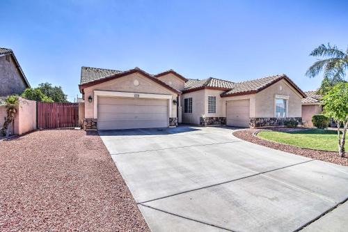Mesa Abode with Grill and Hot Tub - 2 Mi to Shopping! - image 4