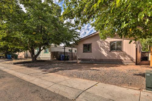 Page Home with Patio and BBQ, 3 Mi to Lake Powell!
