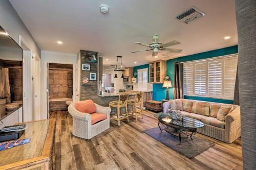 Updated Naples Cottage - Near Beaches and Golfing! - image 8