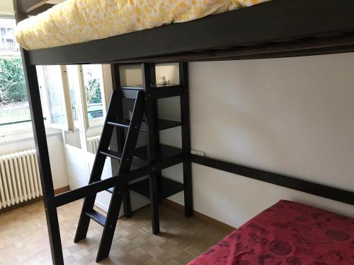 Geneva GVA Geneve Bernex - Homestay tramwayTPG14 - ViaRhona