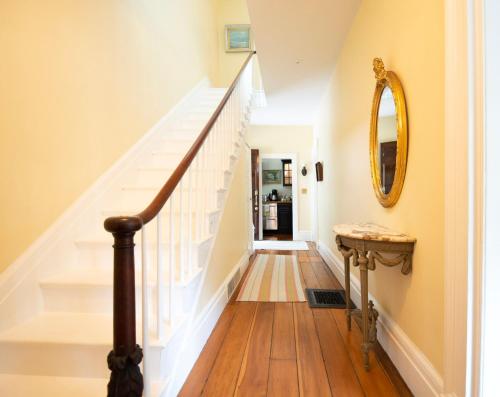 34 State "Historic Luxury Suites" Skaneateles - 로비