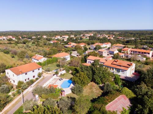 House Nina - image 7