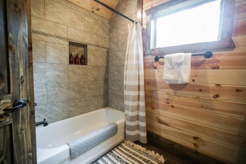 Pinot in the Pines Cabin, Stephens Gap (fotografie 6)