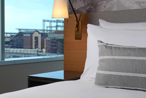 2 queen beds