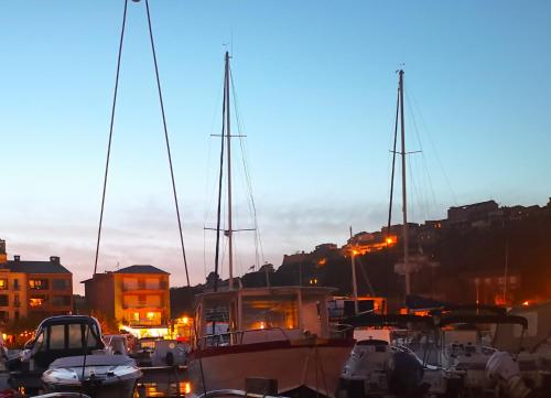 stlocavoile bateau, seuls à bord - Hôtel - Porto-Vecchio