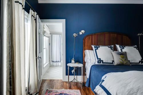 34 State "Historic Luxury Suites" Skaneateles
