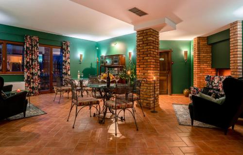Stupnicki Dvori Winery Hotel in Brodski Stupnik