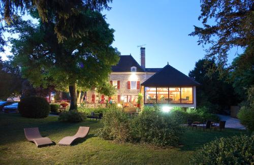 . Logis Hostellerie la Chaumière