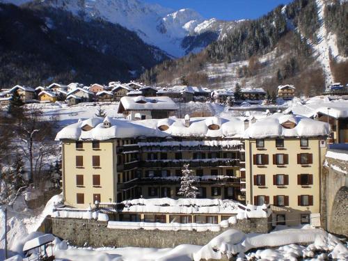 Hotel Tavernier in Courmayeur