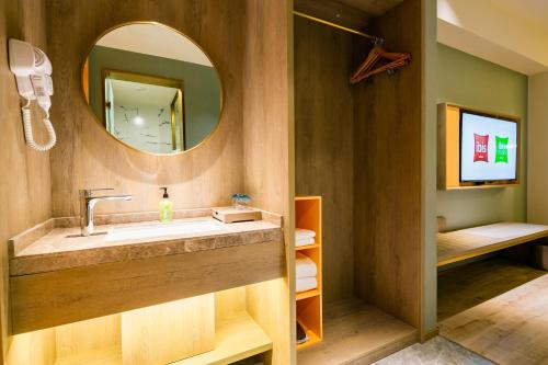 Ibis Styles Hotel Xi'an Bell and Drum Tower Huimin Street – photo 4