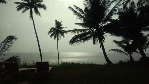 Family Room with Sea View image 3