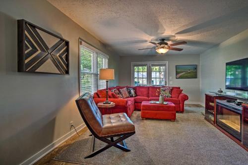 Cute Emporia House - Mins to Downtown and ESU! - image 5