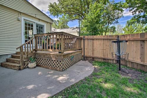 Cute Emporia House - Mins to Downtown and ESU! - image 12